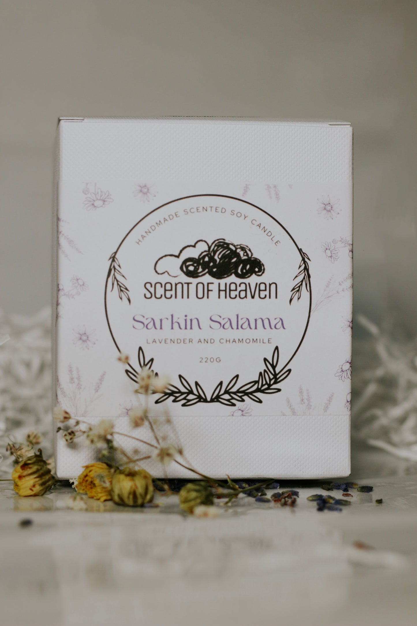 Sarkin Salama - Lavender & Chamomile Scented Soy Candle