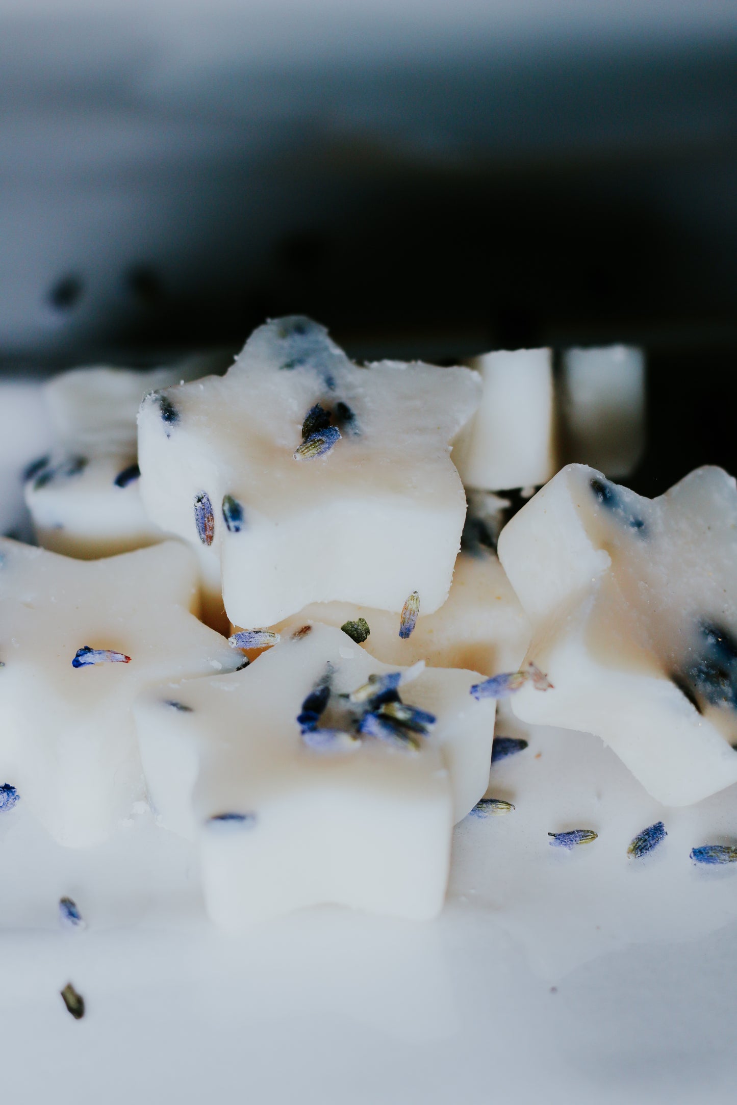 Sarkin Salama - Lavender and Chamomile Scented Wax Melts (6)