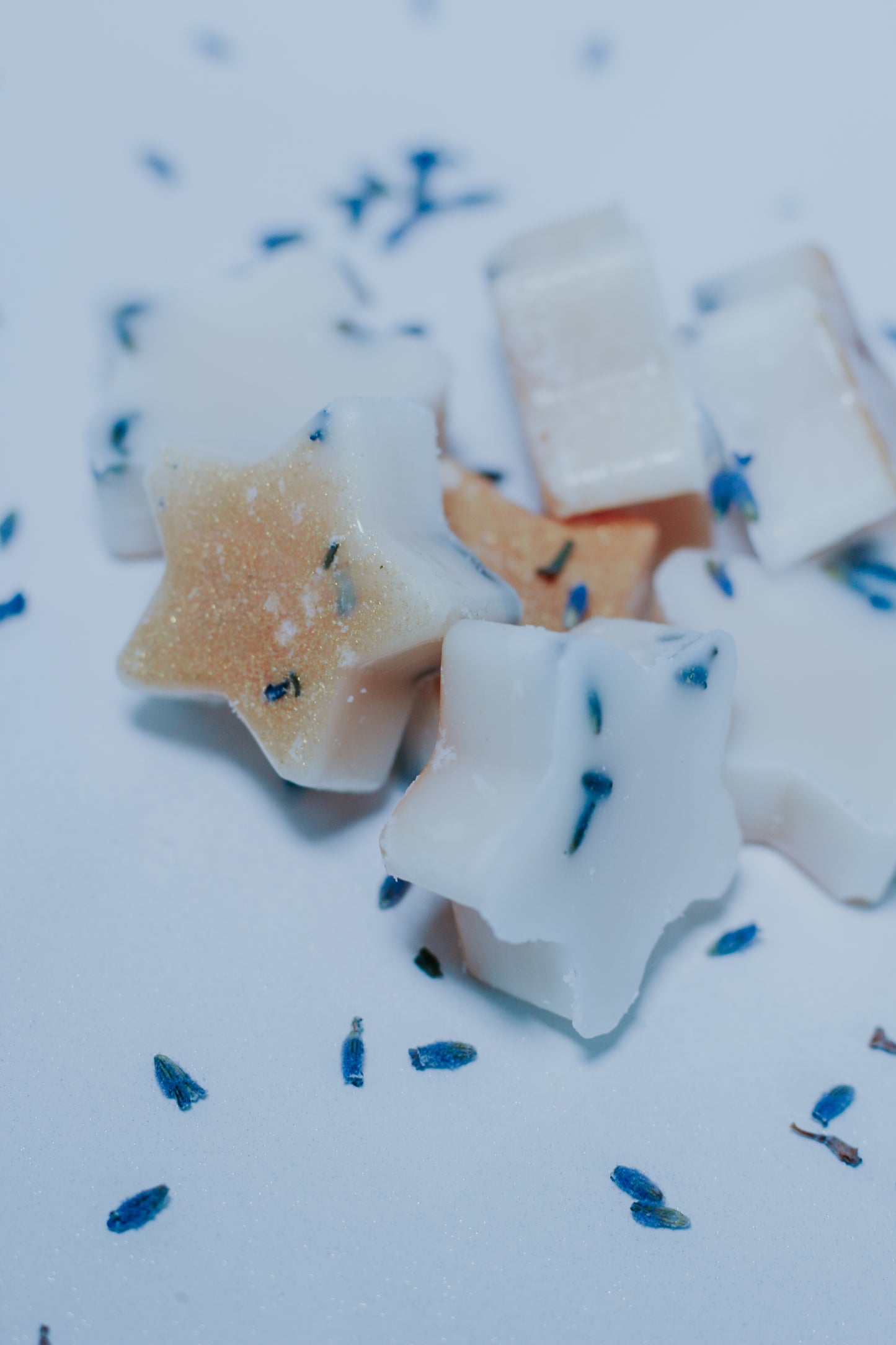 Sarkin Salama - Lavender and Chamomile Scented Wax Melts (6)